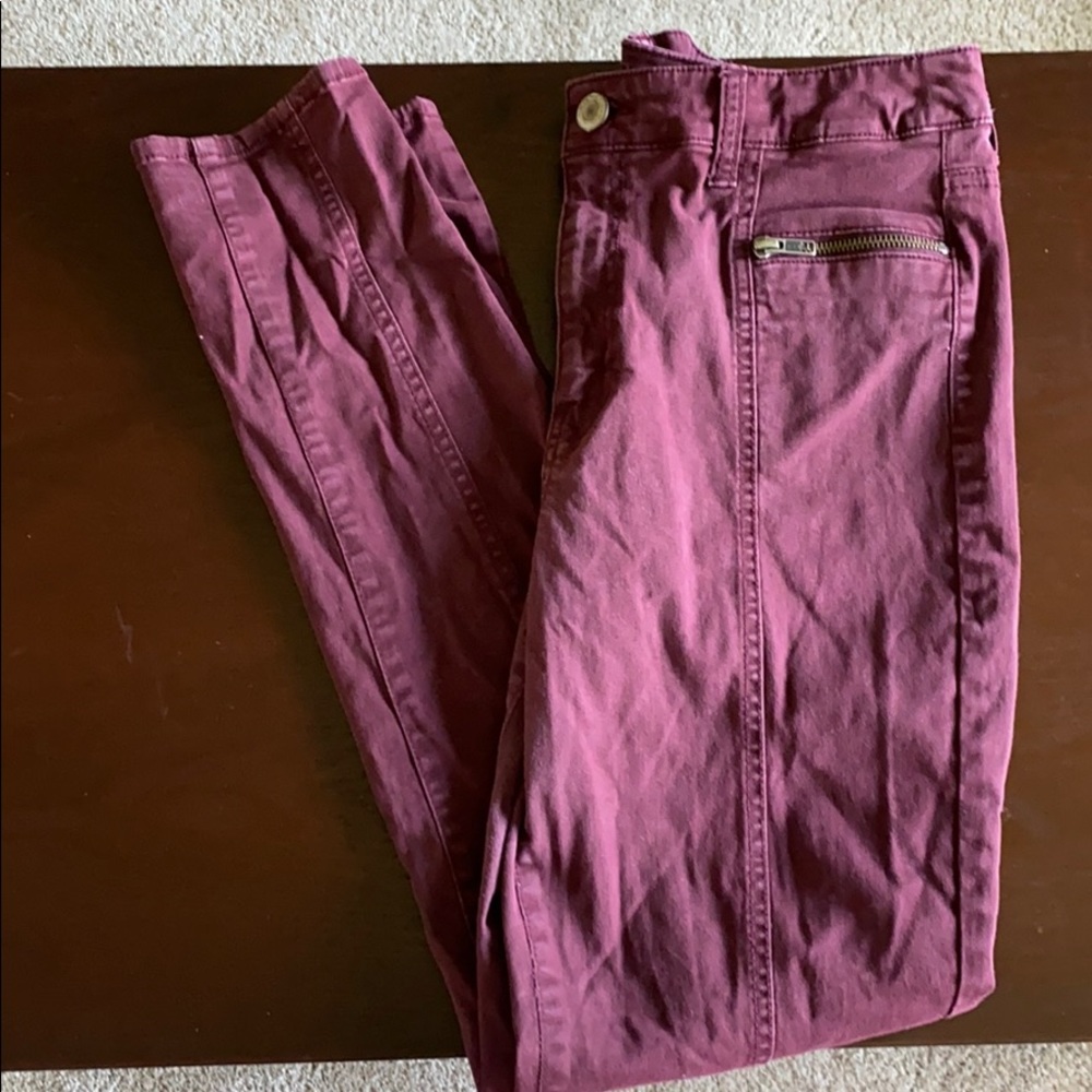 maroon american eagle jeans